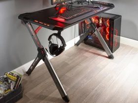 Why You Should use a Gaming Desk